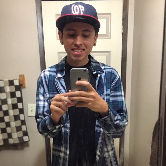 Profile Picture of Brandon Jaramillo (@bjam18) on Poshmark