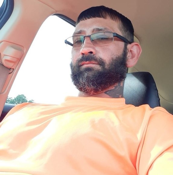 Profile Picture of David Bartholomew (@davidbartholome) on Poshmark