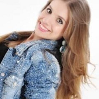 Profile Picture of Alessa Campos (@AlessaCaampos) on Twitter