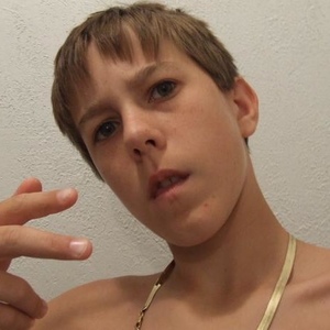 Aaron Dyer - Myspace Profile Picture of Aaron Dyer (@garrison_dyer) on Myspace