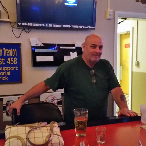 Profile Picture of Scott Csogi (@scottcsogi) on Poshmark