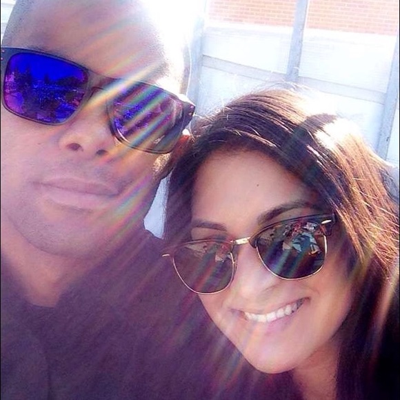 Profile Picture of Veronica Bryant (@missveronicabee) on Poshmark