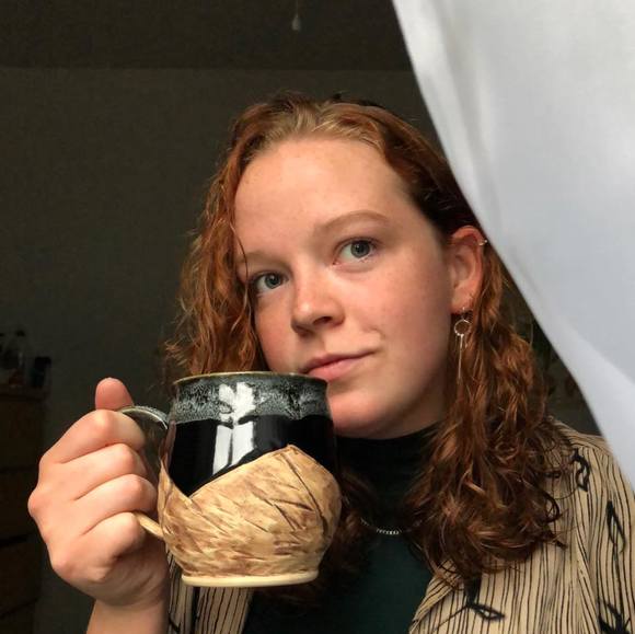 Profile Picture of Kate Banfill (@katebanfill) on Poshmark