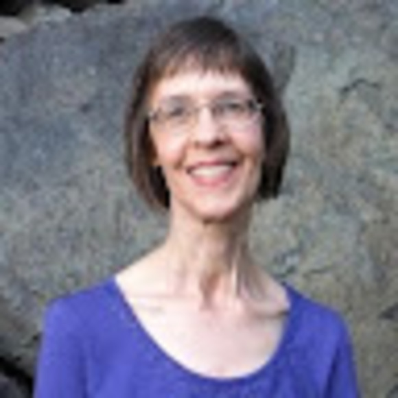 Profile Picture of Susan Sinclair (@unboxedoracle) on Poshmark