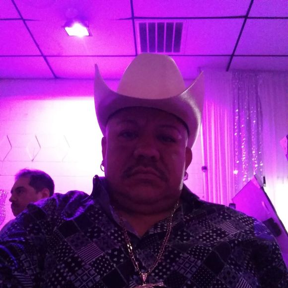 Profile Picture of Lucio Romero (@lucioromero851) on Poshmark