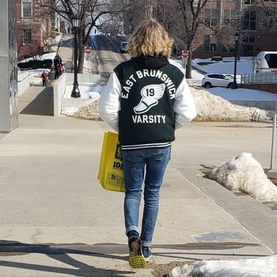 Profile Picture of Jenna Hutton⛄🇬🇧🇺🇸🏳️‍🌈 (@JennaHutton2) on Twitter