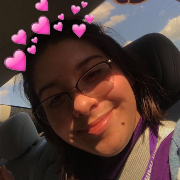 Profile Picture of Hailey Stephens (@haileystephens1) on Poshmark