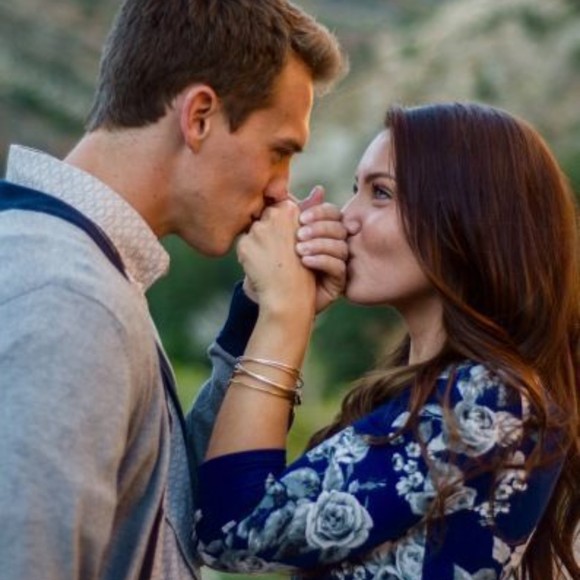 Profile Picture of Shawn Michel (@tuneau6ow) on Poshmark