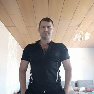 Profile Picture of Алекс Лейнвебер (@&) on Facebook