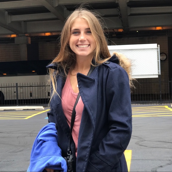 Profile Picture of Drew Mccarthy (@drewmccarthy) on Poshmark