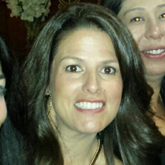 Profile Picture of Mitzi Lafarga (@mitzilafarga) on Poshmark