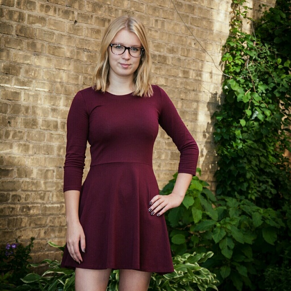 Profile Picture of Kena Mackner (@kenamackner) on Poshmark