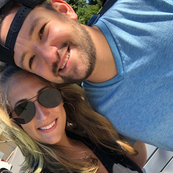 Profile Picture of Kristina Varnalis (@kvarnalis) on Poshmark