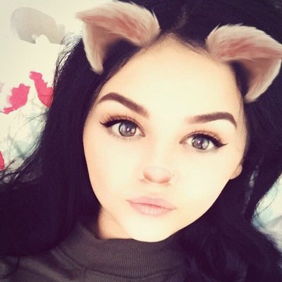 Profile Picture of Shannon Chloe Webb (@Shannonwebb_13) on Twitter