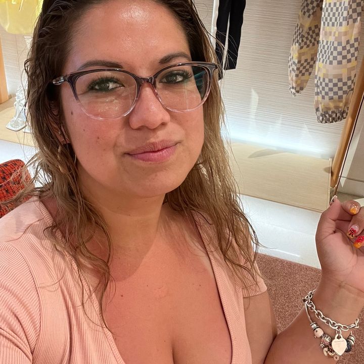 Profile Picture of Flor Cordova (@tuvidaboutique1) on Tiktok