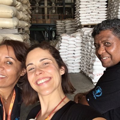 Profile Picture of Laura Irizarry (@laulauiri) on Twitter