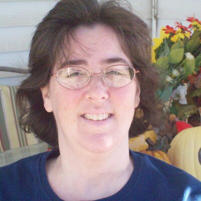 Profile Picture of Jennifer Guyer (@nyisutter) on Twitter