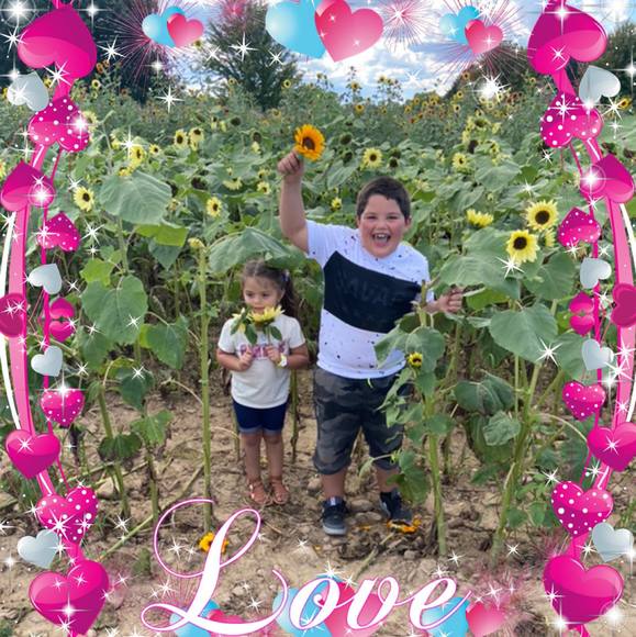 Tamara Depoty - Poshmark Profile Picture of Tamara Depoty (@tdepoty) on Poshmark