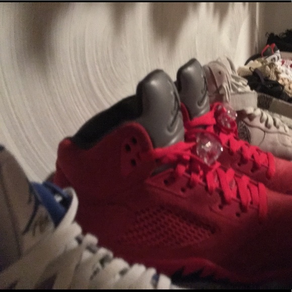 Profile Picture of Robert Quattrocchi (@robertq6230) on Poshmark