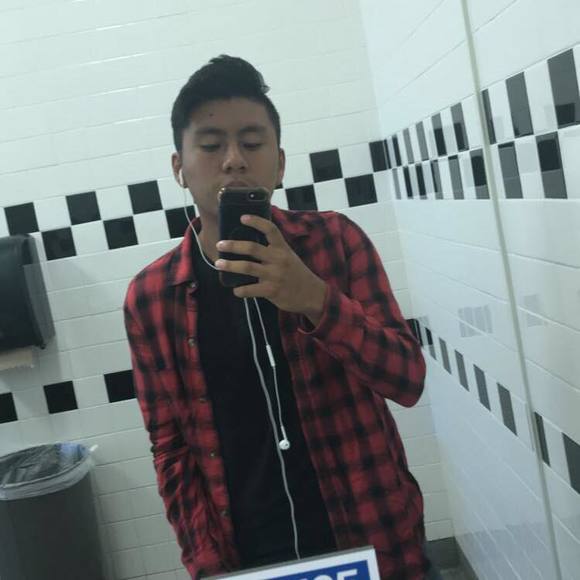 Profile Picture of Owen Balbin (@messibalbin) on Poshmark