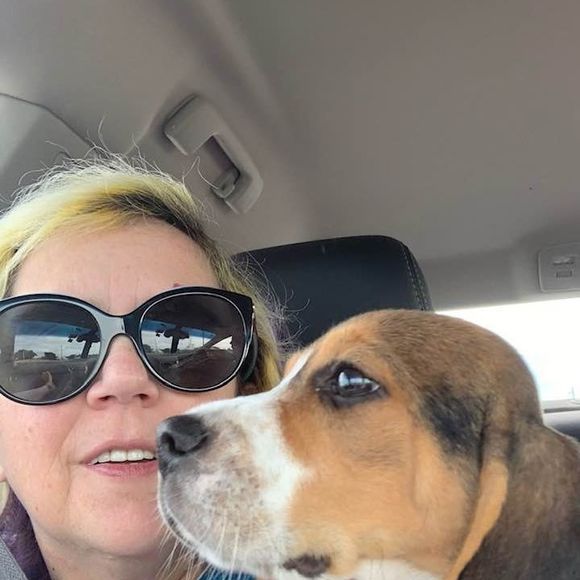 Profile Picture of Lori Jacobson (@lavenderlori) on Poshmark