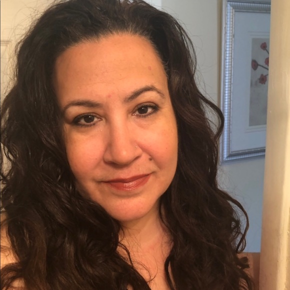 Profile Picture of Nancy Ferguson (@nancyangel73) on Poshmark