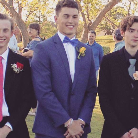 Profile Picture of Steven Teel (@steven_teel) on Poshmark