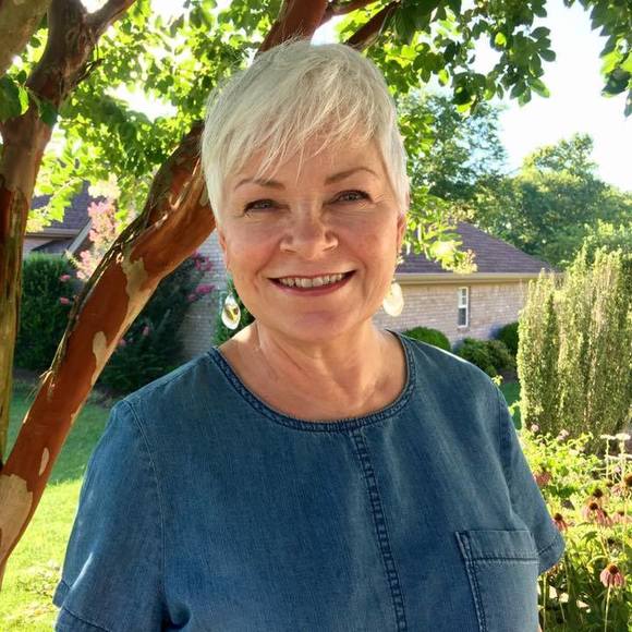 Profile Picture of Bonnie Eckert (@boober60) on Poshmark