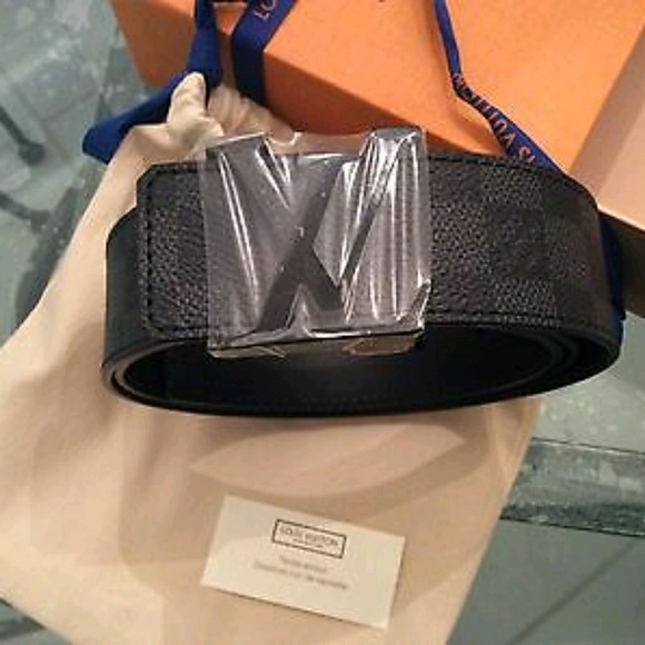 Profile Picture of Yeudy Collado (@yeudy22) on Poshmark