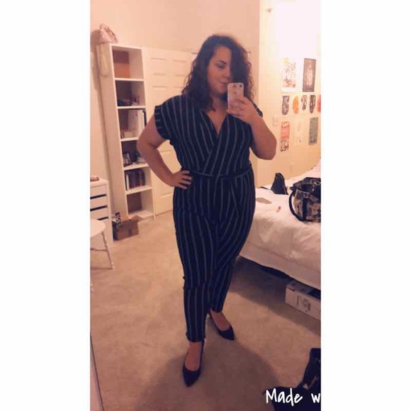 Profile Picture of Julie Falvo (@juliefalvo42) on Poshmark