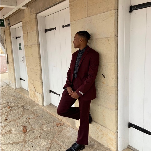 Profile Picture of Rayvon Webster (@rayvon01) on Poshmark