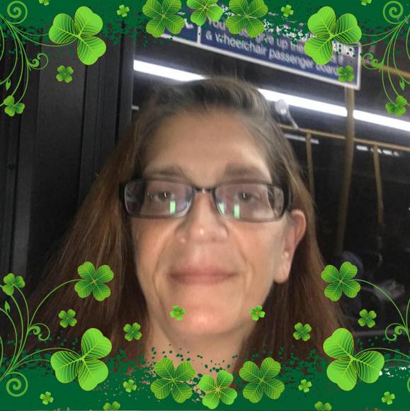 Profile Picture of Eileen Vanderborg (@eileesh1964) on Poshmark