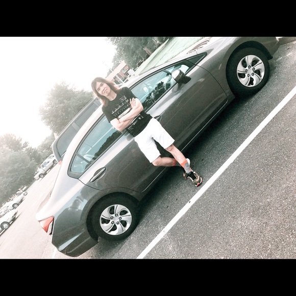 Profile Picture of Soe Min (@soemin) on Poshmark