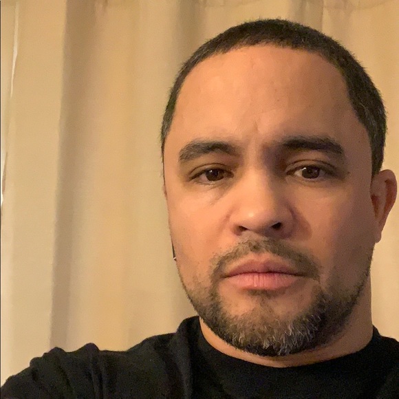 Wilson Ramos - Poshmark Profile Picture of Wilson Ramos (@wrpr76) on Poshmark