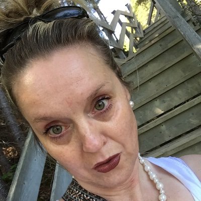 Profile Picture of Beverley Cobb Sheppard (@beynon_cobb) on Twitter