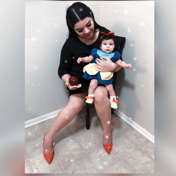 Profile Picture of Eloiza Negrete (@elyr2393) on Poshmark