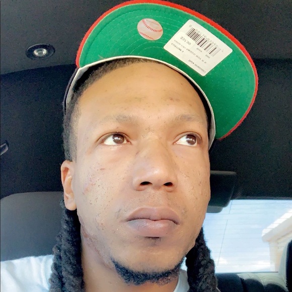 Profile Picture of Timothy Spratling (@timtae80) on Poshmark