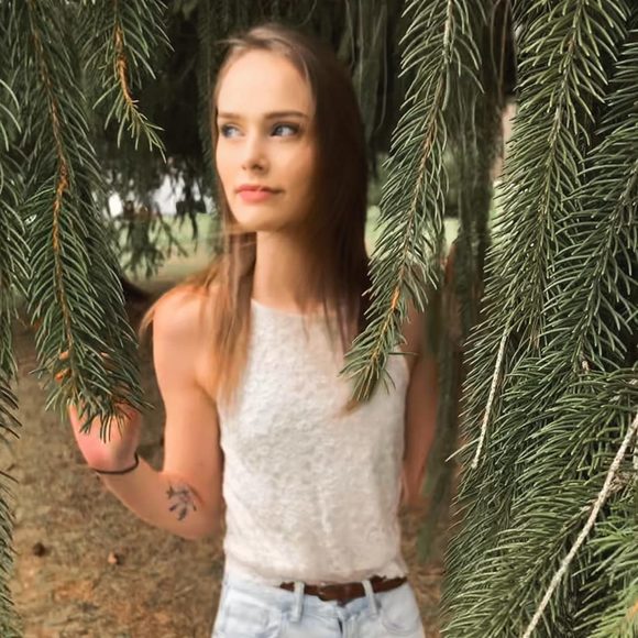 Profile Picture of Crystal Bryner (@crystaltex) on Poshmark
