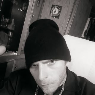 Damien Thornton - Facebook Profile Picture of Damien Thornton (@Damien.TheNewHELLsRuler666) on Facebook