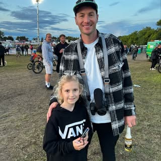 Profile Picture of Holli Pearce (@holli_pearce) on Instagram