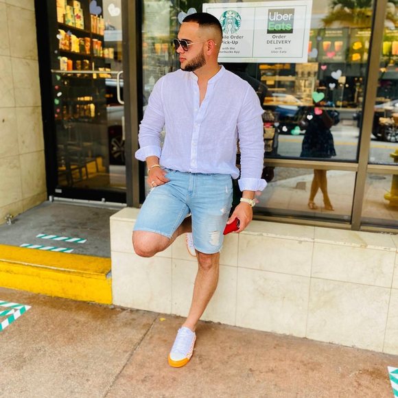 Profile Picture of Alejandro Rizo (@alexrizo1624) on Poshmark