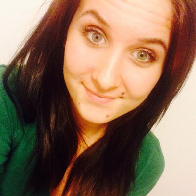 Profile Picture of Amanda (@AmandaStrom16) on Twitter