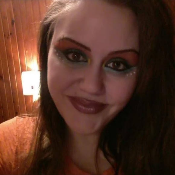Profile Picture of Pepper Scott (@livingdeadpep) on Poshmark