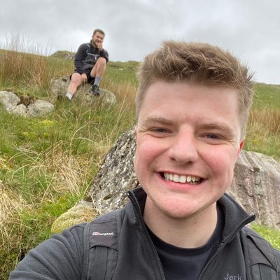 Profile Picture of Wow Someone Actually (@LewisQuinn69) on Twitter