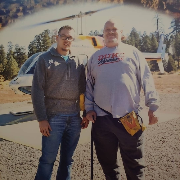 Profile Picture of Paul Hennessey (@paul9808) on Poshmark