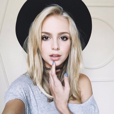 Profile Picture of Janet Harman (@_media_queen_) on Twitter