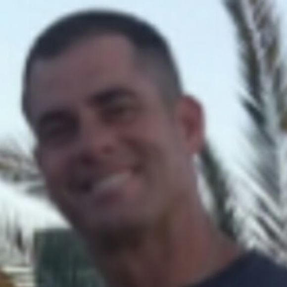 Profile Picture of Brian Drey (@briguy13) on Poshmark