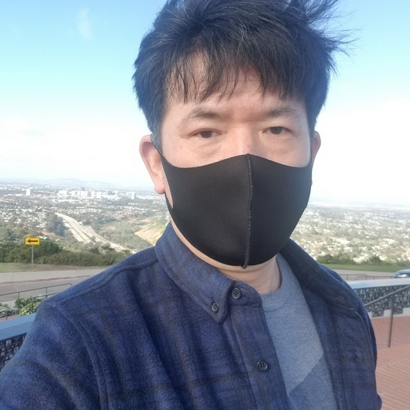 Profile Picture of Jonathan Choe (@nadan307) on Poshmark