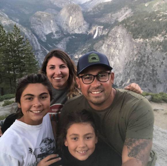 Profile Picture of David Beaston (@dlbeaston) on Poshmark