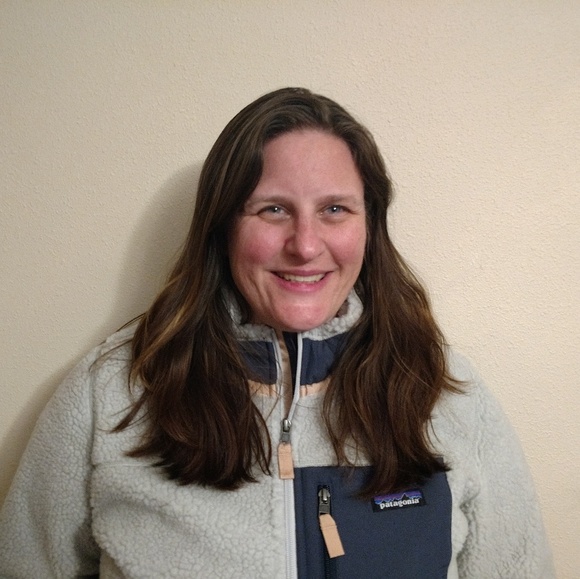 Profile Picture of Quinn Mccoy (@quinnelin) on Poshmark